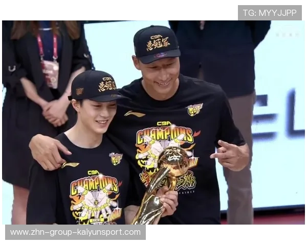 海港三连冠时期：王朝背后的关键人物与转折